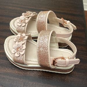 Girls sandals
